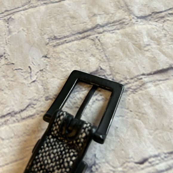 TALBOTS MADE IN ITALY WOMENS HERRINGBONE TWEED LIKE LEATHER BELT SIZE MEDUIM - Picture 9 of 11